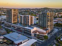 30603 / 300 Old Cleveland Road, Coorparoo