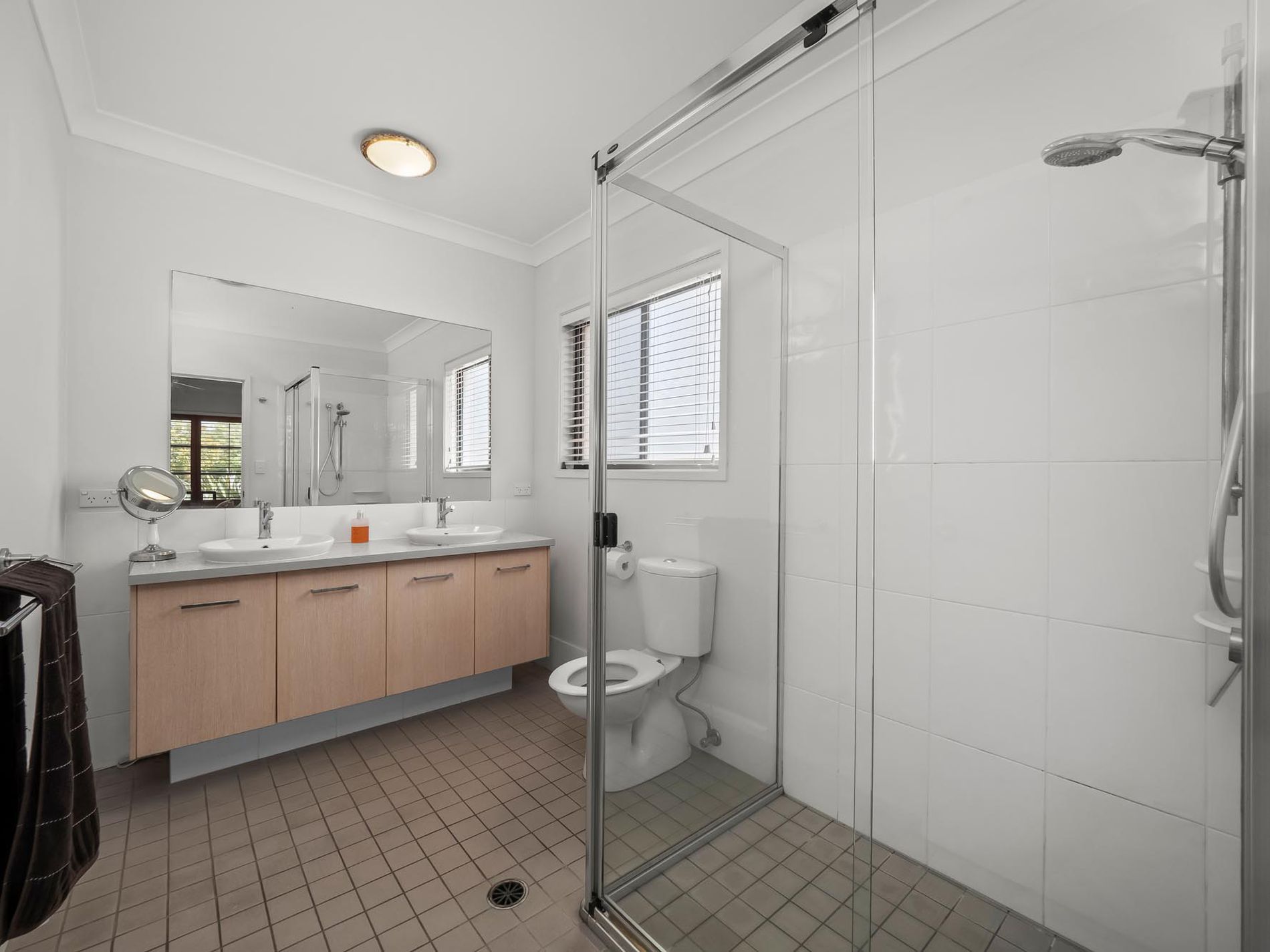 38 Nova Place, Carina