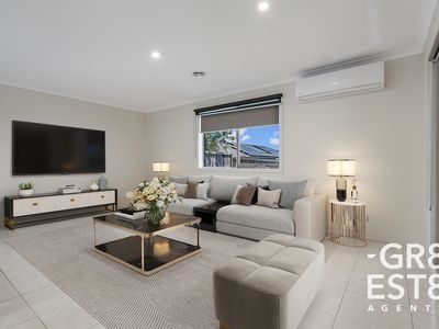 43 Merritt Avenue, Cranbourne West