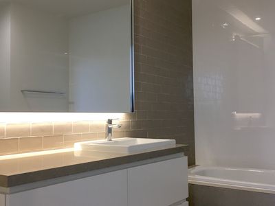 1402 / 1 Scotsman Street, Forest Lodge