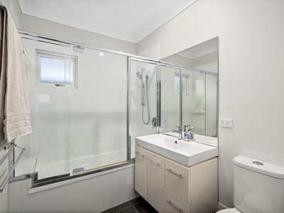 58 Eleventh Avenue, Kedron