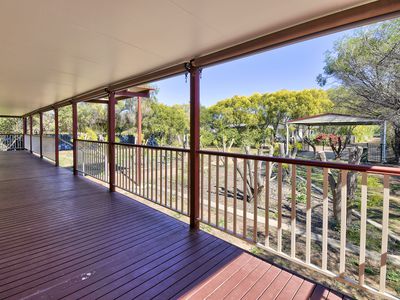 14B Lark Street, Longreach
