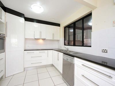 10 Salamander Place, Rochedale South