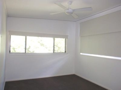 1 / 16 Boondoon Crescent, Ocean Shores