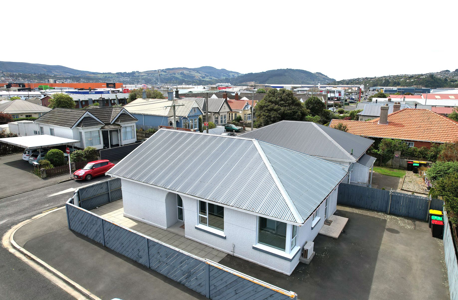 2 Cashel Street, South Dunedin