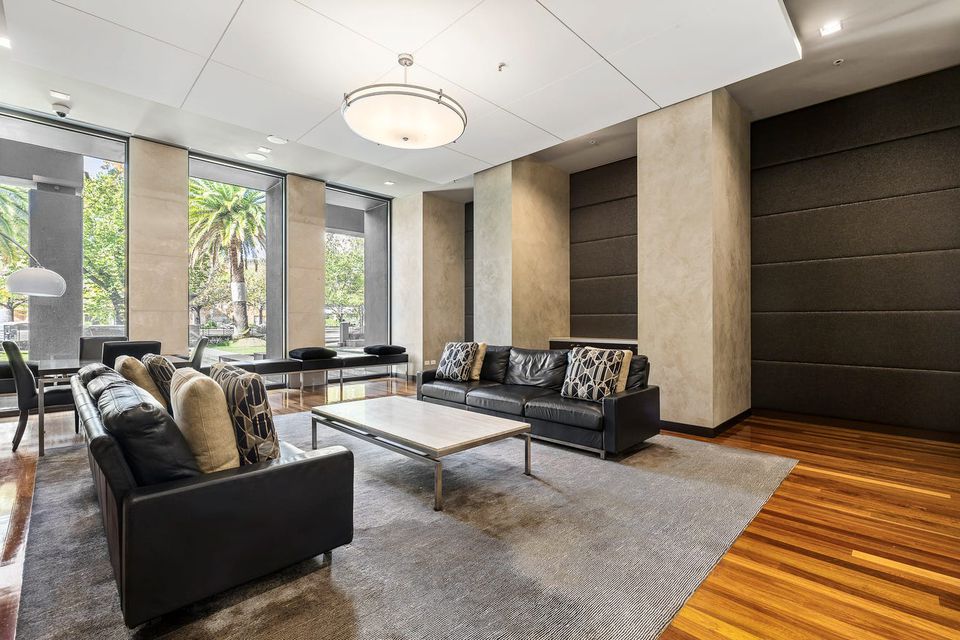 1005 / 480 St Kilda Road, Melbourne