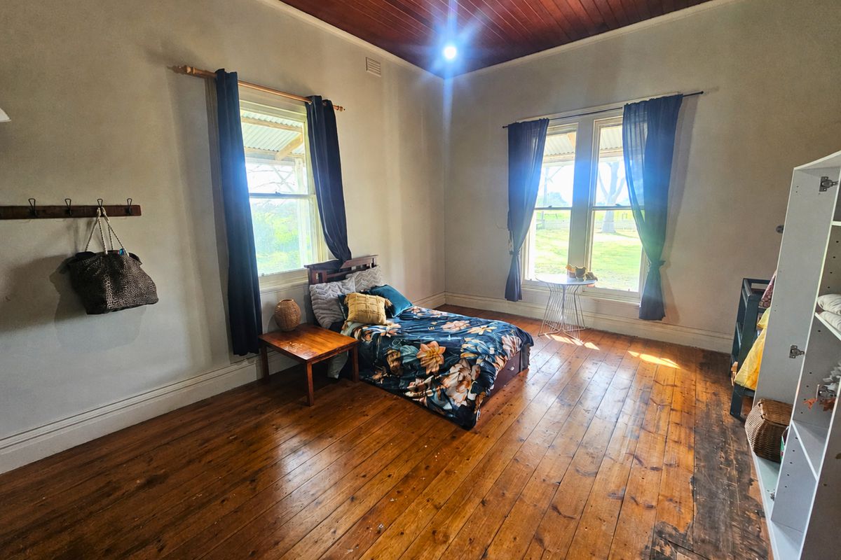 3297 Graham Road, Nanneella