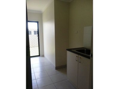 2 / 22 Pacific Drive, Sarina