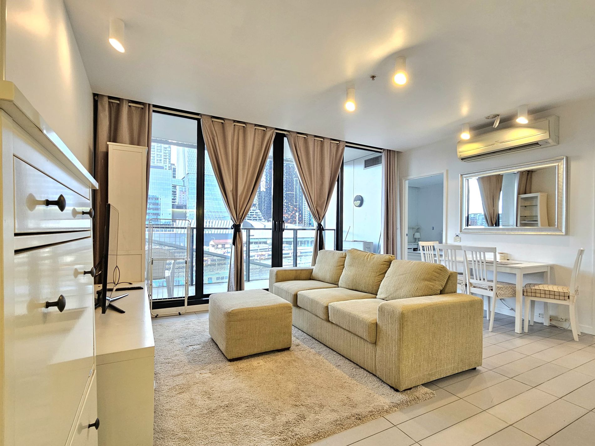 508 / 673 La Trobe Street, Docklands