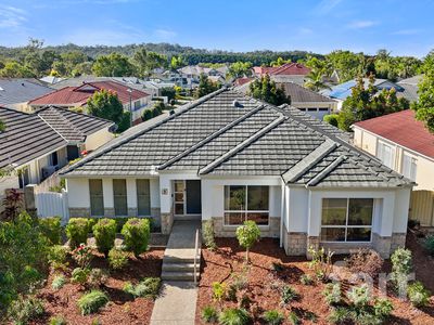 9 / 11 Eden Court, Nerang