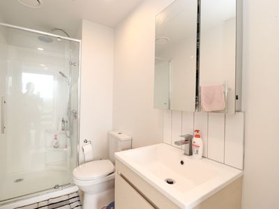 1301 / 15 Union st , City Centre