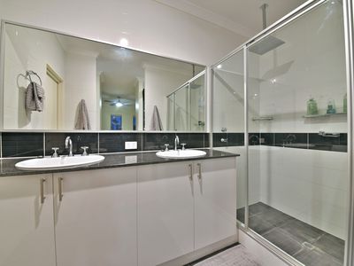 56 Viridis Street, Yanchep