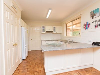 6 Renshaw Drive, Dubbo
