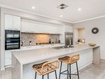 31 Jinatong Loop, Dawesville
