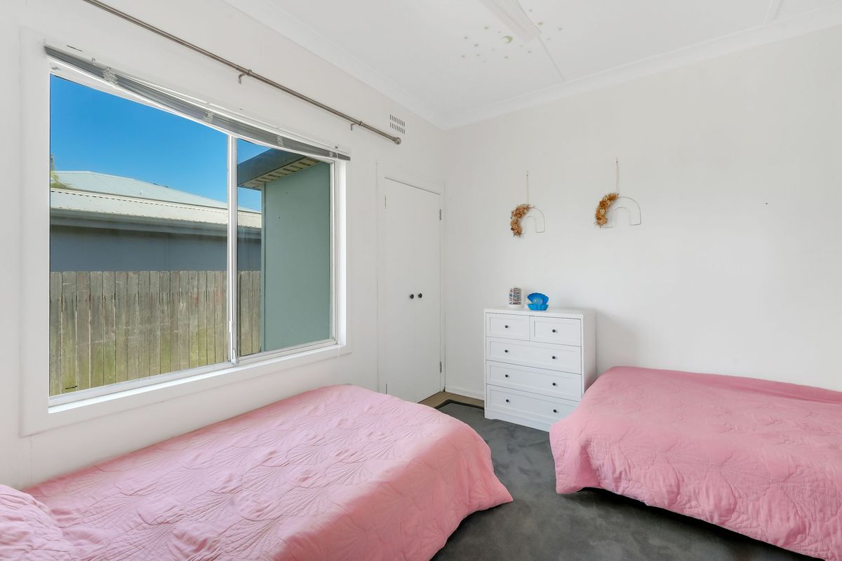 25 Manly Parade, The Entrance North