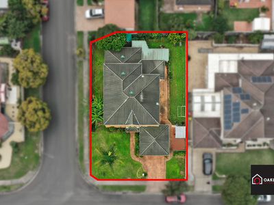 15 Tuggerah Place, Woodcroft