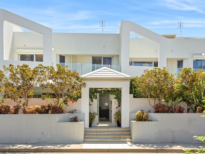 3 / 8 Leo Crescent, Alexandra Headland