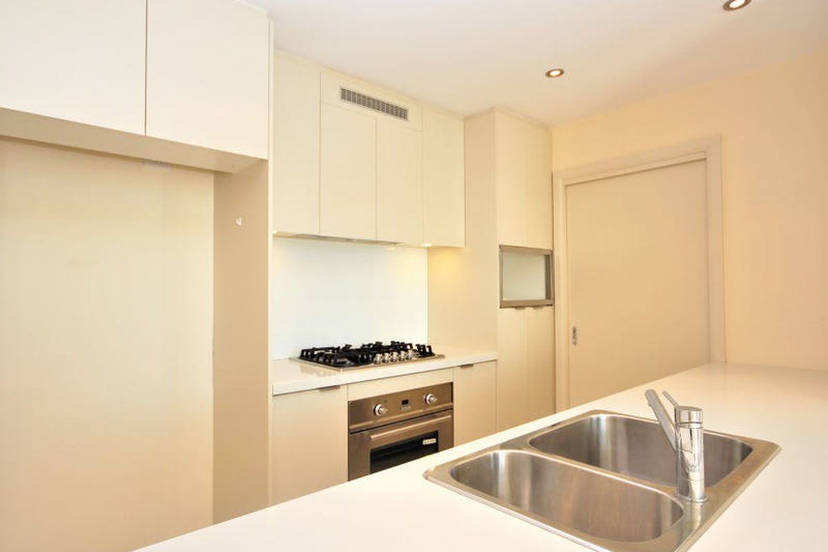 50 / 1 Timbrol Avenue, Rhodes