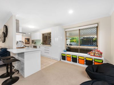 8 Ransom Place, Wakerley