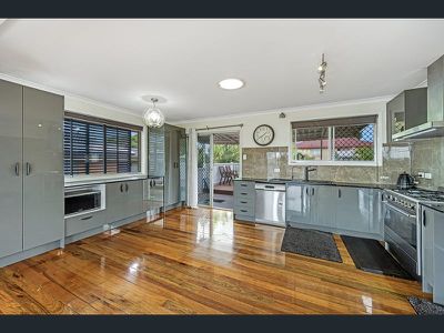 4 Fairlane Street, Chermside West