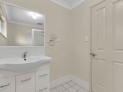 19 Emily Place, Sumner