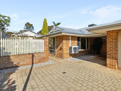 4 Golf View Street, Yokine
