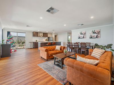 30 Cornforth Way, Piara Waters