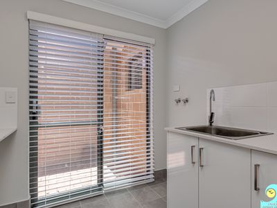 4 / 6 Merion Court, Yanchep