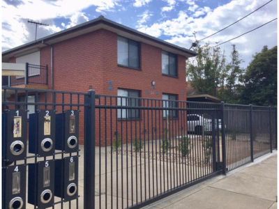 2 / 24 Salisbury Street, Werribee