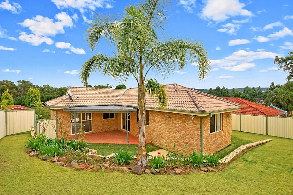 7 Bronzewing Drive, Erina
