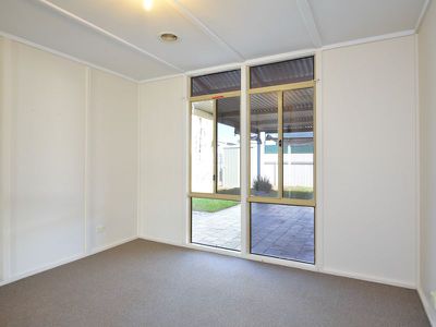 166 Davis Street, Victory Heights