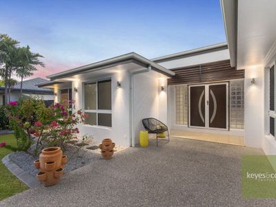 28 Lakeland Boulevard, Idalia