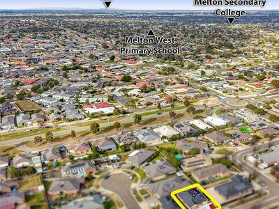 4 Blossom Avenue, Harkness