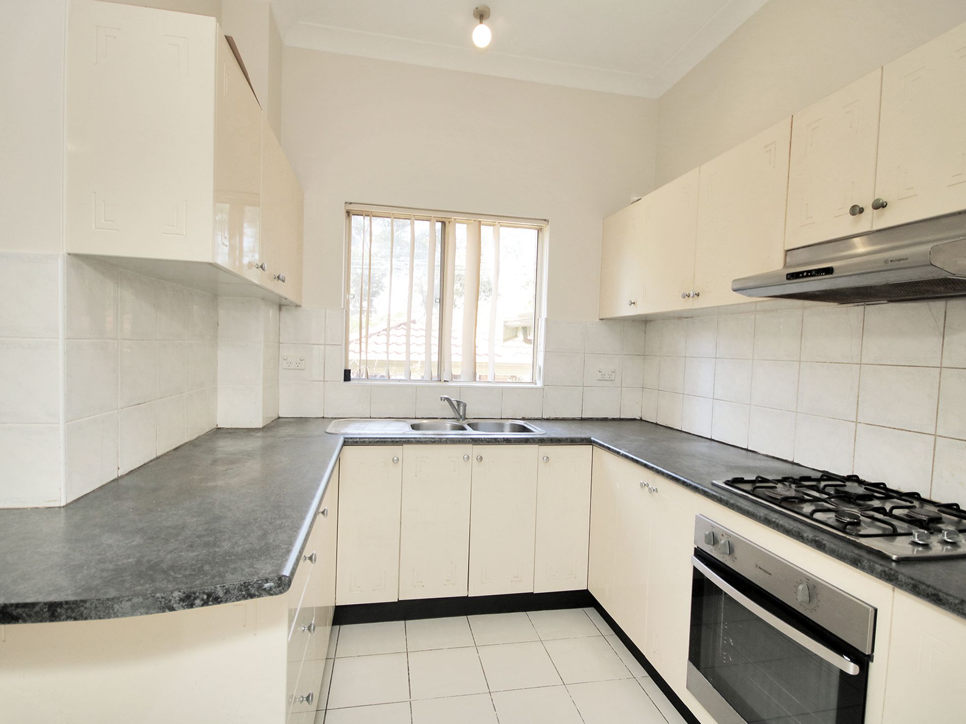 4 / 71 Railway Parade, Lakemba