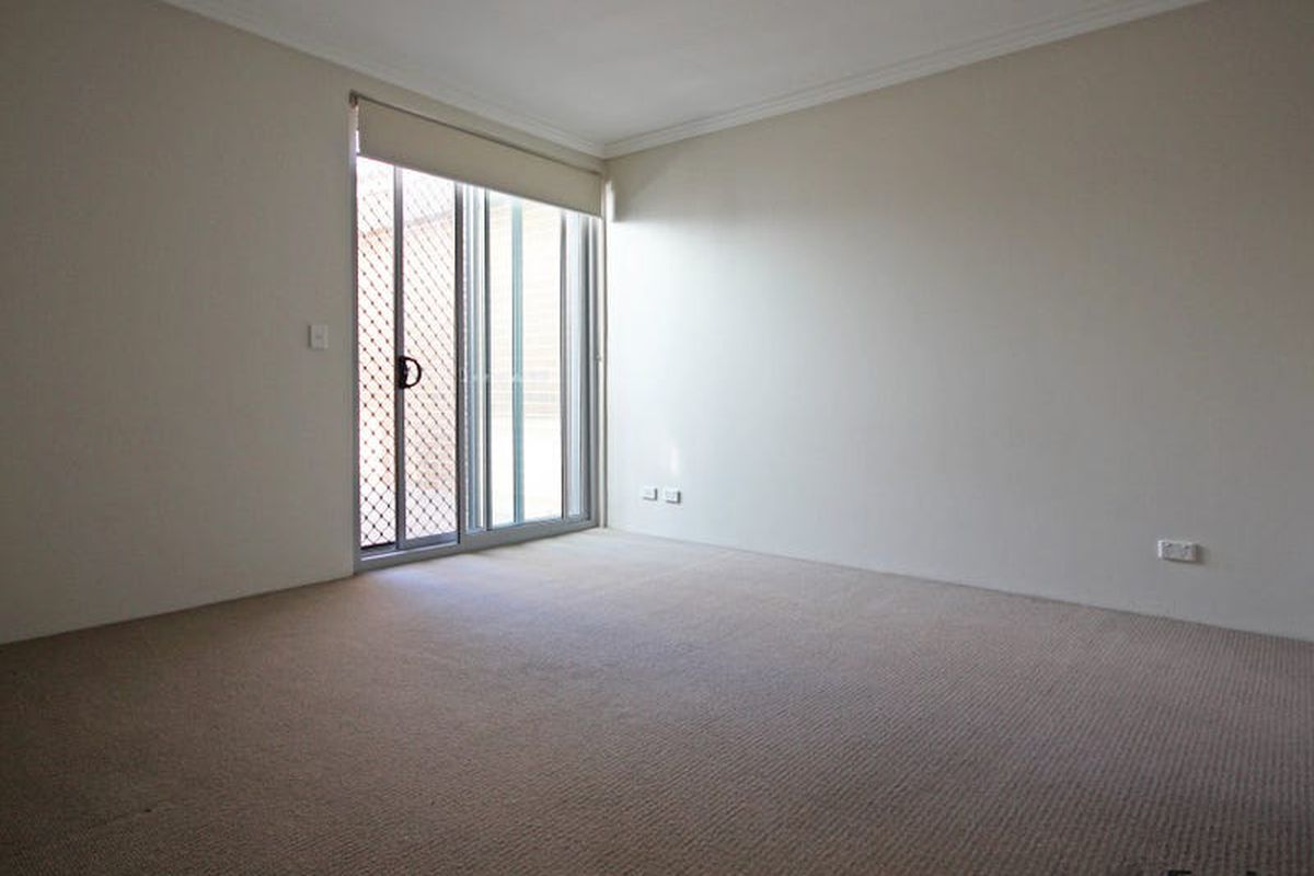 64-66 Queen Street, Concord West