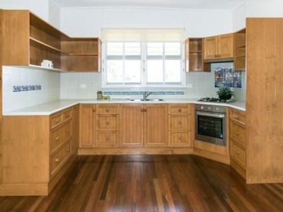 19 Ocean Street, Torquay