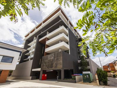 305 / 9 Tully Road, East Perth