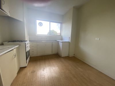 7 / 6 Eldridge Street, Footscray
