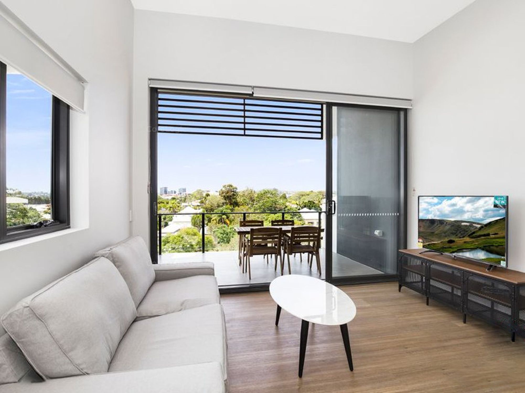21 / 33 Sword Street, Woolloongabba