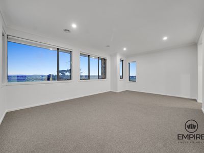 100 Clara Drive, Clyde North