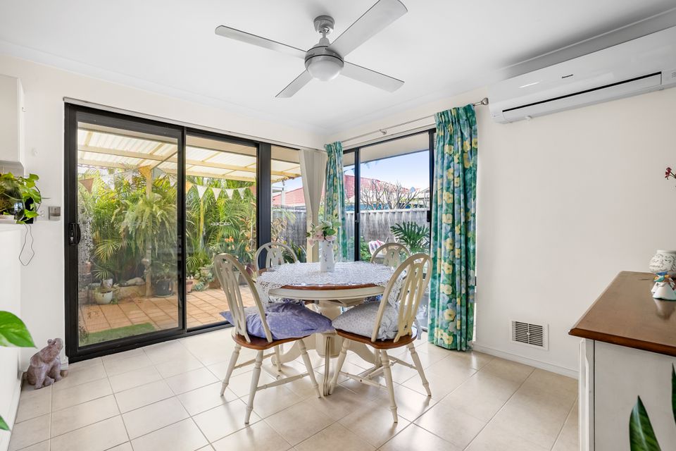15 / 5 SAINTE MAXIME AVENUE, Port Kennedy