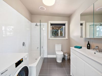 1214 Monkey Gully Road, Goughs Bay