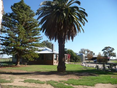 161 R Peaces Road, Leitchville