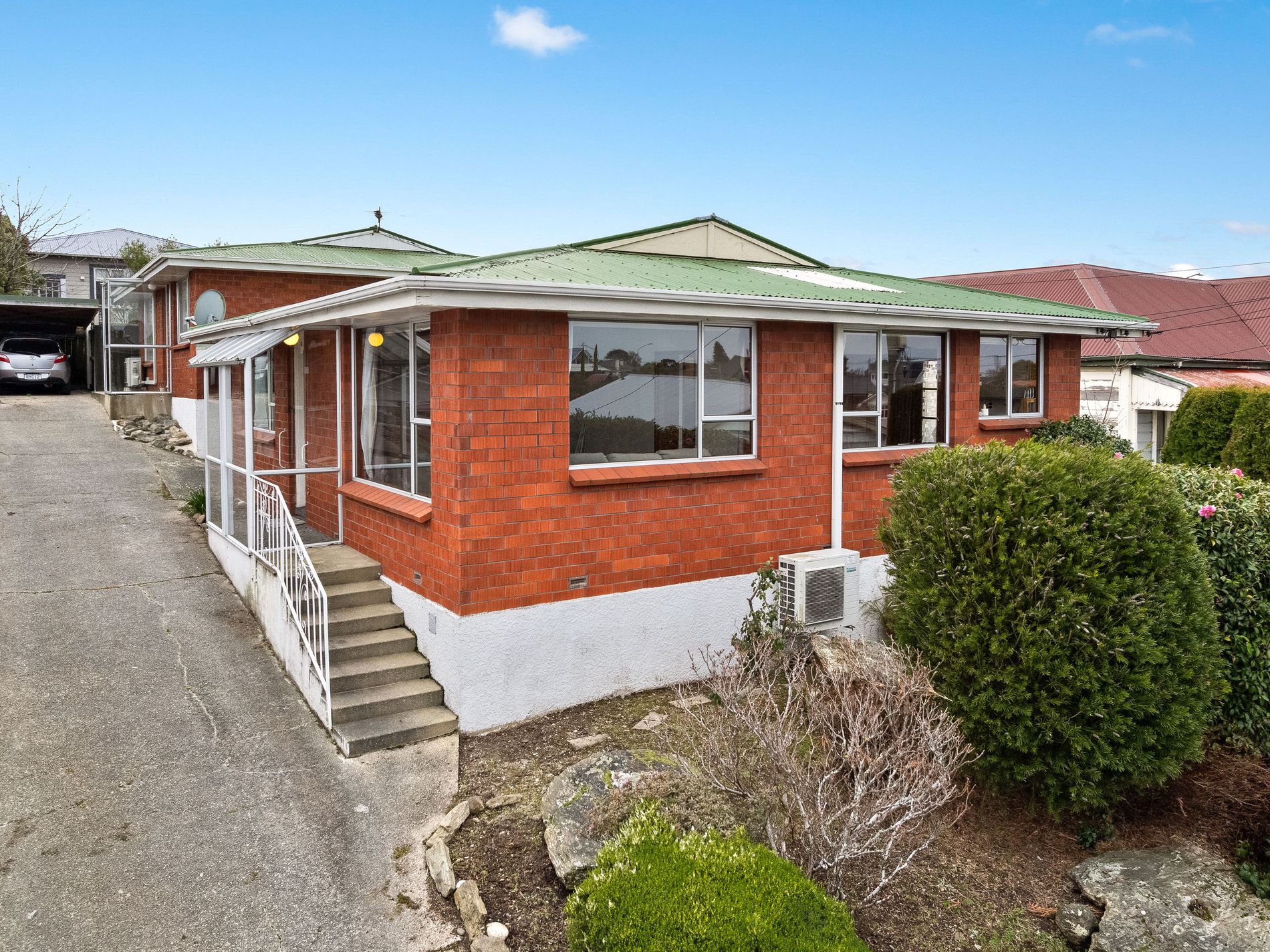 10 Bernard Street, Kenmure