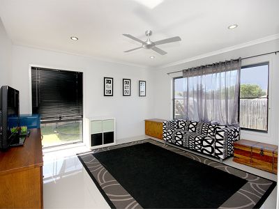 11 Baystone Place, Raceview