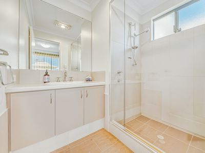 7 Turtles Bend, Secret Harbour