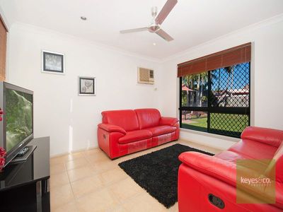 8 Timaru Court, Annandale