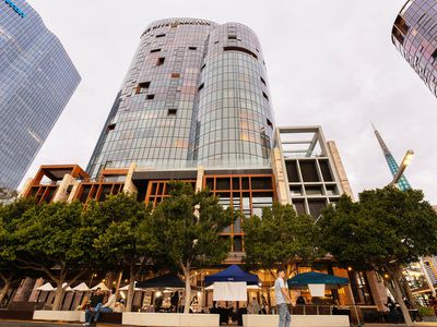 2405 / 1 Geoffrey Bolton Avenue, Perth
