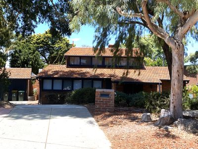 13 Barker Place, Karrinyup