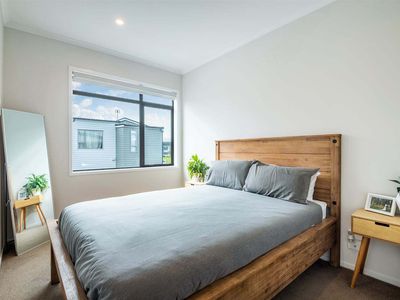 15 Tuatua Road, Hobsonville